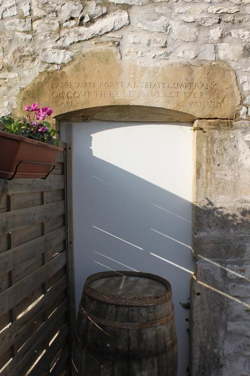 Charmante Maison Pierres 1768 Polisy